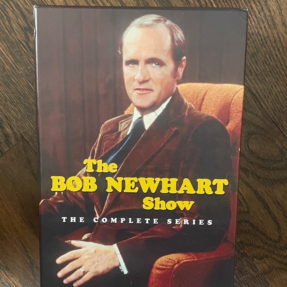 The Complete Series Vintage TV Box Set - Brown & Yellow